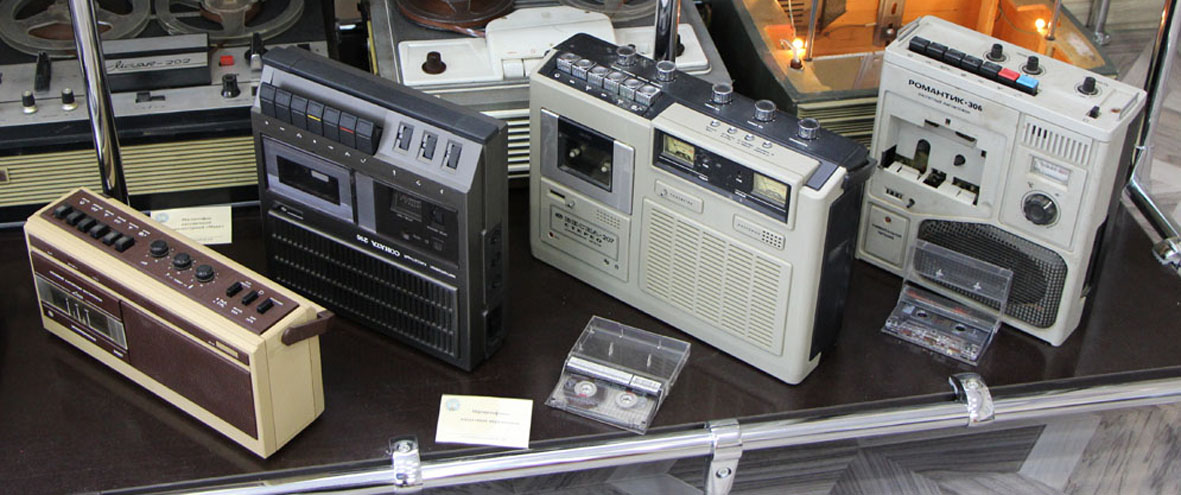 60а_ЗвТ-магнитофоны кассетные переносные.jpg